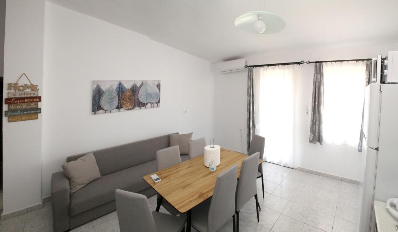 Lampias Apartments Keramotí Kültér fotó
