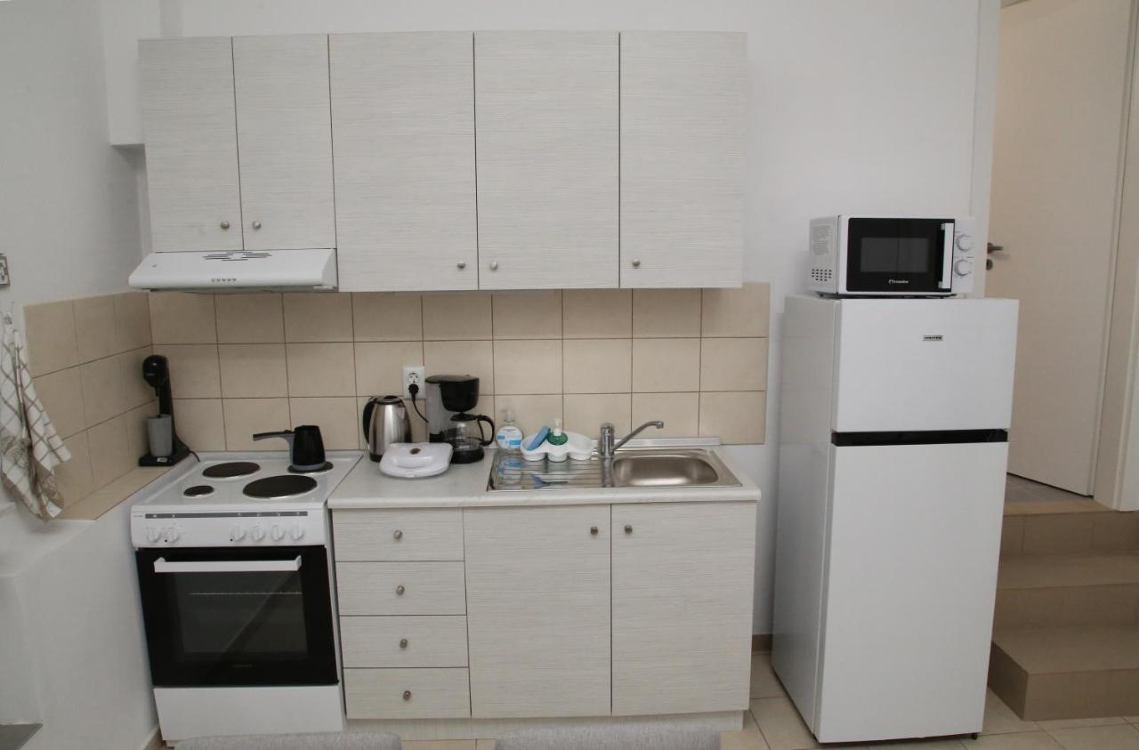 Lampias Apartments Keramotí Kültér fotó