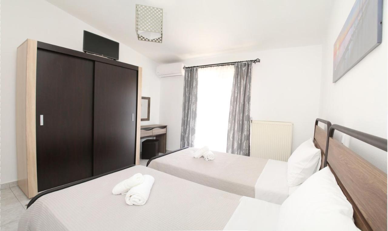 Lampias Apartments Keramotí Kültér fotó