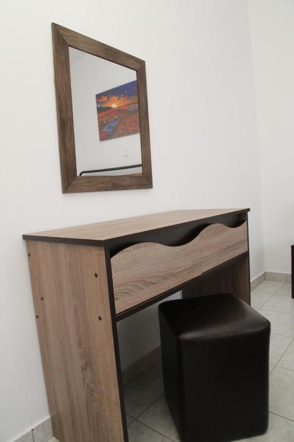 Lampias Apartments Keramotí Kültér fotó