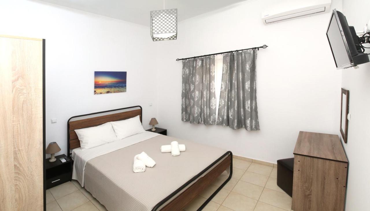 Lampias Apartments Keramotí Kültér fotó