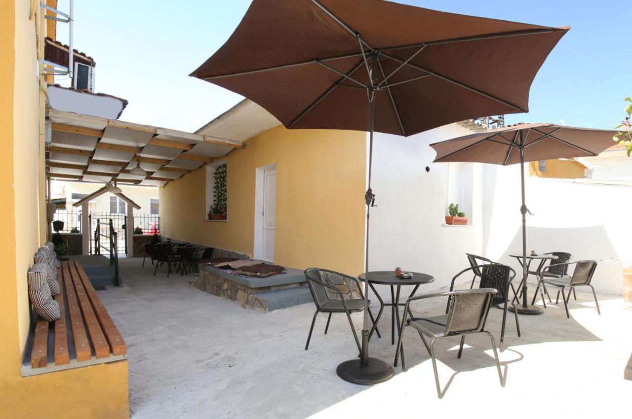 Lampias Apartments Keramotí Kültér fotó