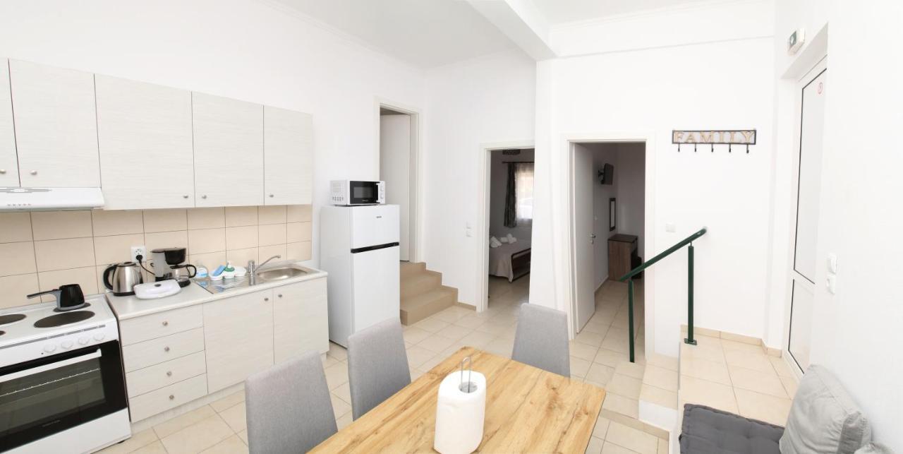 Lampias Apartments Keramotí Kültér fotó